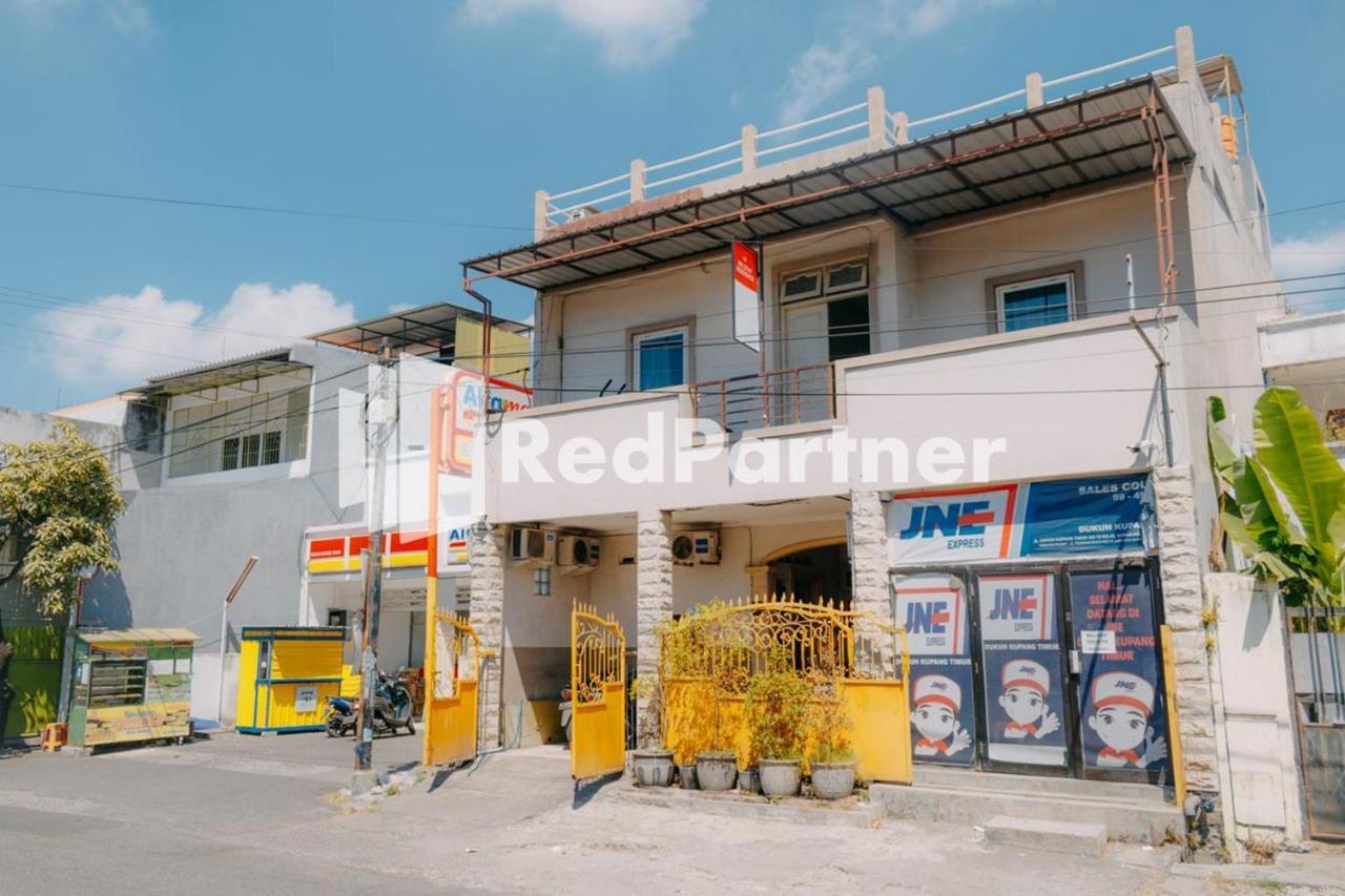 We Stay Residence Redpartner Surabaja Exteriér fotografie