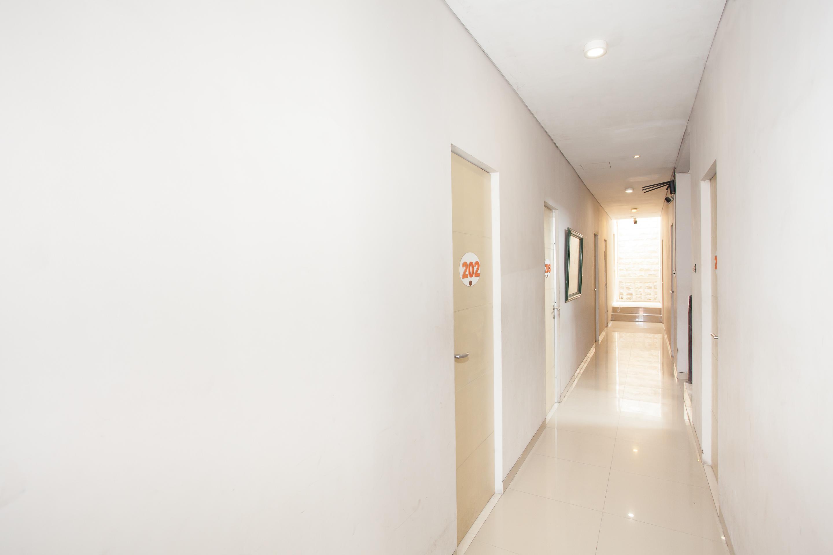We Stay Residence Redpartner Surabaja Exteriér fotografie